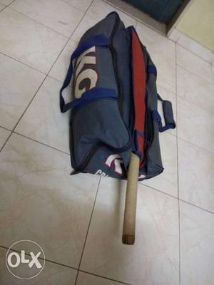 KG cricket kit (size-5) V.good in condition with