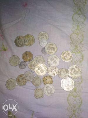 Old coins hai aur bhi alag alag type ke coins hai