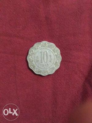 Scallop Edge Silver-colored 10 Indian Coin