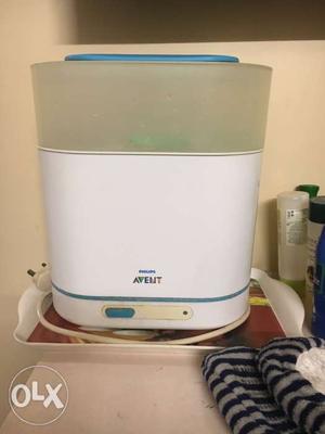 Avent sterilizer available in excellent condition