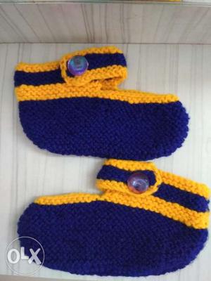Booties for babies cozy and comfortable (blue and