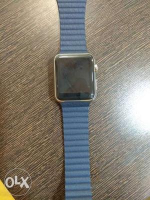 Brand new, unused Apple watch (42mm), market