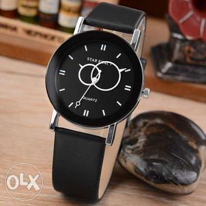 For mens an womens watch black