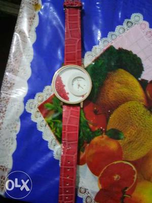 Good condition watch for women