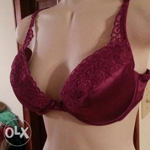 Ladies Premium bras.Retail and whole sale.