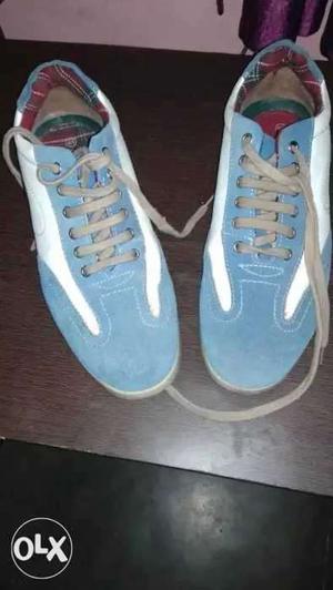 Pair Of Blue-and-white orignal Bugatti Shoes.size -8,9. No