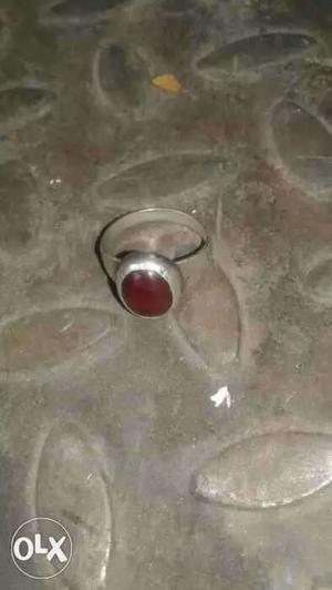 Silver-colored Red Cabochon Ring