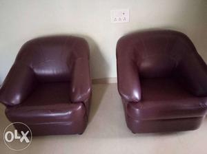 Damro sofa set 3+1+1,Brown colour