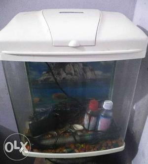 Fish tank( inches) with heater, filter,