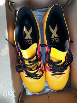 Brand new Adidas football shoe size uk 9