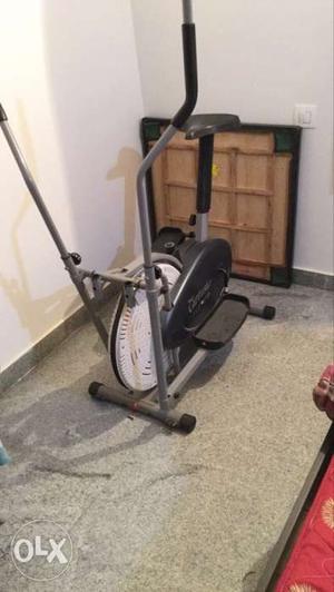 Cross trainer in excellent condition