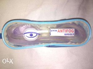 Good condition swim antifog goggle