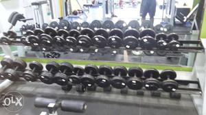 Gym equipment strength and cardio in very good