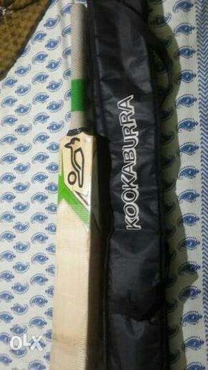 Kokabura ENGLISH Willow cricket bat.