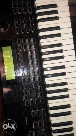 Roland xp60 for sale in v good condition exchange