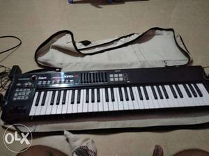 Roland xps 10 Keyboard