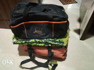 Travelling bags available at best rates
