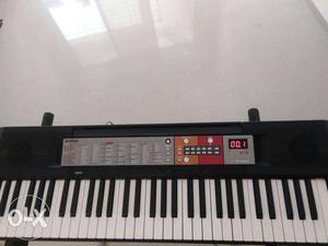 Yamaha PSR F50, It Is Working Condition, 6 Months
