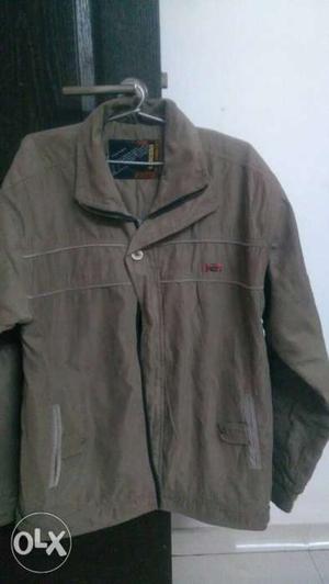 42 size jacket, windsheet