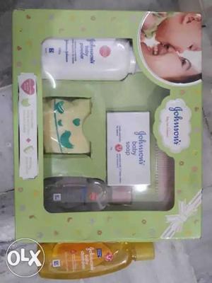 Baby's bath kit & 100ml baby shampoo