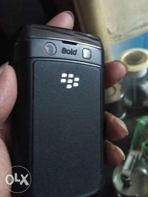 Blackberry in black color in multi keypad