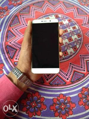 Coolpad note 3 lite, with all its accessories