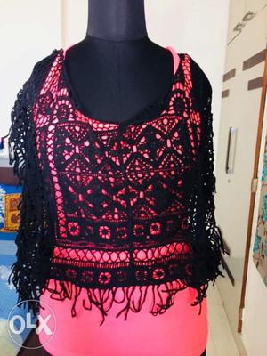 Croshia knitted crop top with coral inner bust