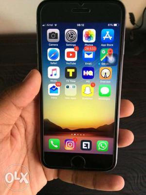 IPhone 6s 64 GB Space Grey, 13 months old. A few
