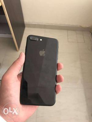 IPhone 7 plus 128 GB 6 month old bill box charger