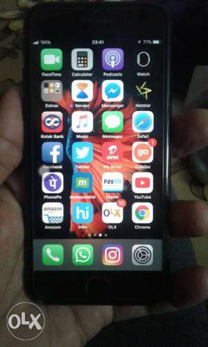 Iphone 7 32 gb black with excellent condition 14 months used