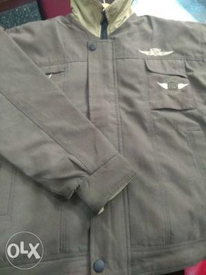 Its brandnew woven doubleside jacket, size M and