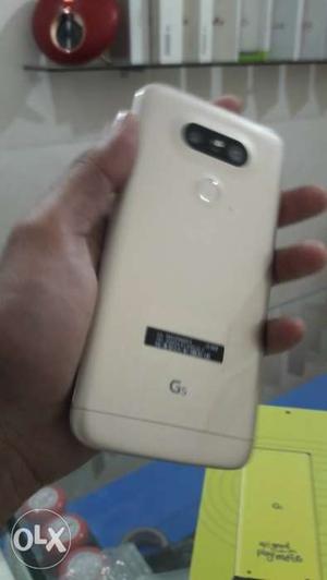LG g5 single SIM and with bill box barnd new