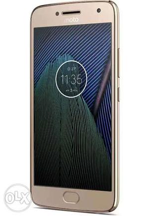 Moto g5 plus in top condition only 4 month used
