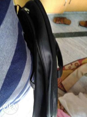 New laptop bag of fastrack many zip facility