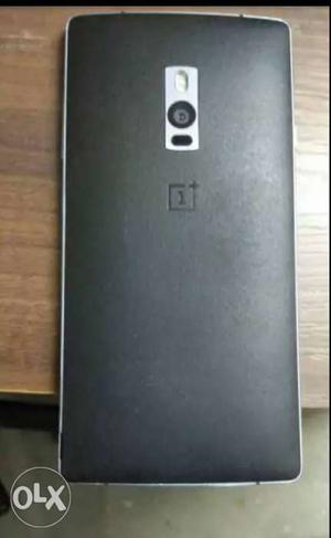 One plus 2 with excellent condition with