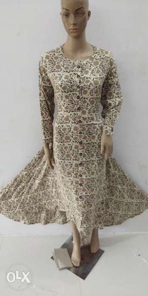 Readymade kurtis with many deshign