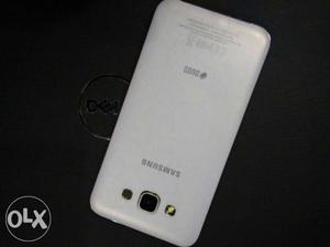 Samsung Galaxy E7 perfectly handled wt al docs
