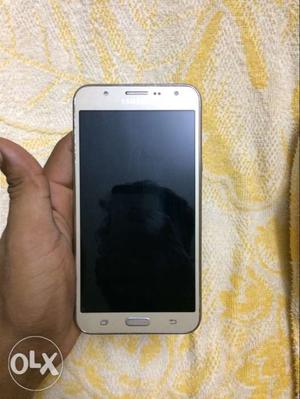 Samsung J7 Golden colour Dual sim 4g phone