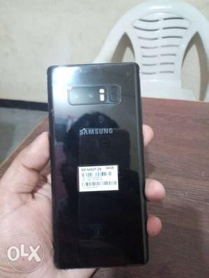Samsung note 8 black colour with complt box and bill 5 month