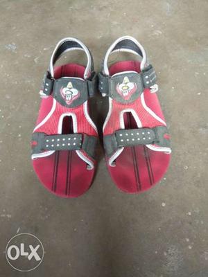 Toddler's Red-and-black Sandals