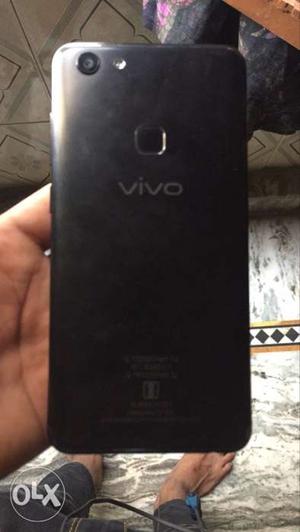 Vivo v7 32gb good condition three monthly old