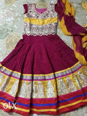 Want to sell my frock suit jari work with dupatta