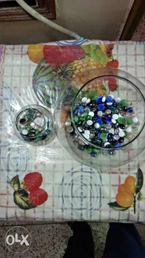 2 Fish bowl with decorations pebbles