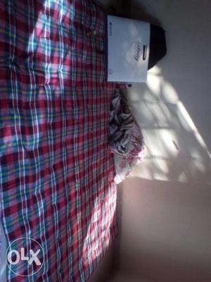 2 single bed matters new only use 6 month