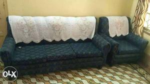 Blue And White Floral Fabric Sofa