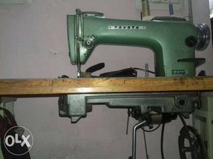 Green Toyota Sewing Machine urgent sell
