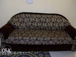 I sale urgent my royal sofa good condition my