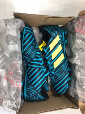 Adidas Nemeziz 17.4 Football Boots Size 8. 2