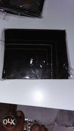 Black Leather Bifold Wallet Pack