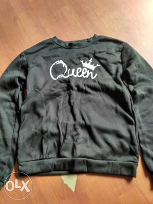 Black Queen-printed Long-sleeved Shirt